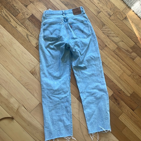 Levi’s Ribcage Straight - Picture 5 of 7